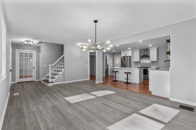 Building Photo - 40 Harkness Dr