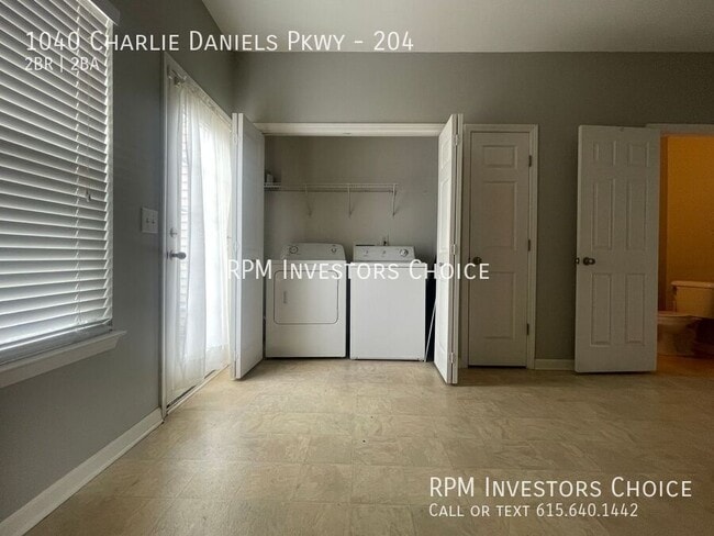 Building Photo - 1040 Charlie Daniels Pkwy