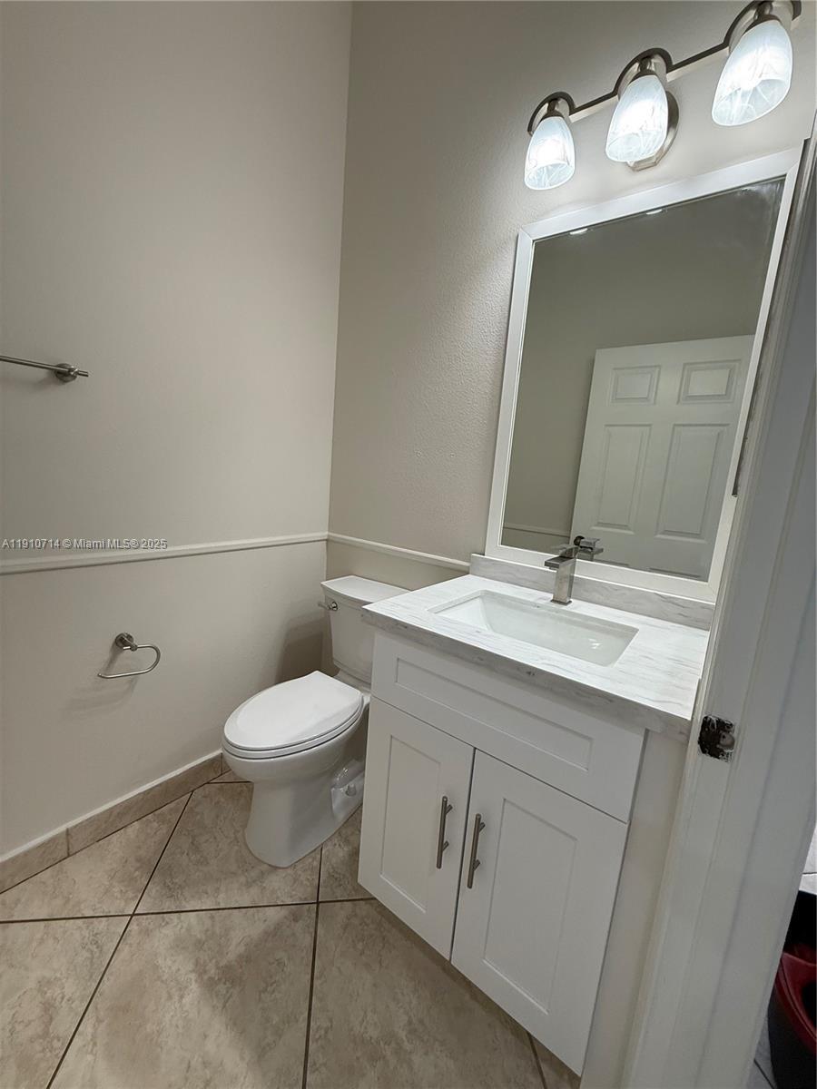 Building Photo - 1007 Nandina Dr