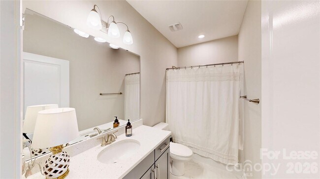 Building Photo - 421 Grey Reagan Trail