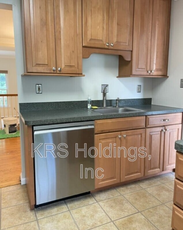 Building Photo - 6268 Walkers Croft Way