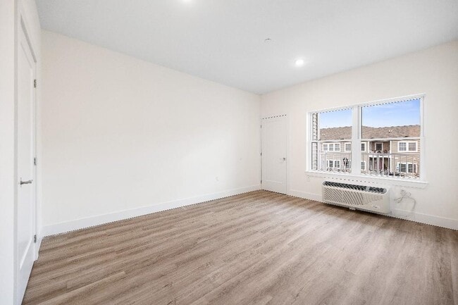 Building Photo - 306 Bluestone Ct