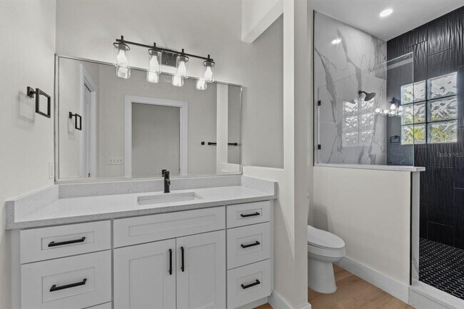 Building Photo - 37015 Waldo Dr