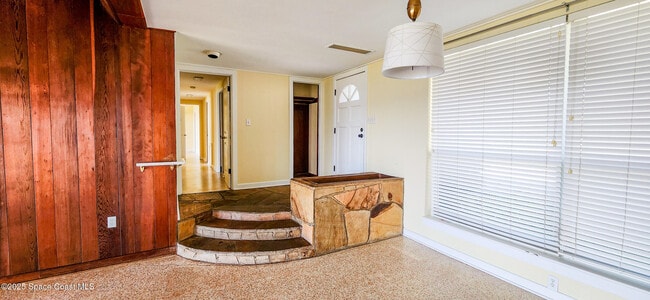 Building Photo - 1181 Sunny Point Dr
