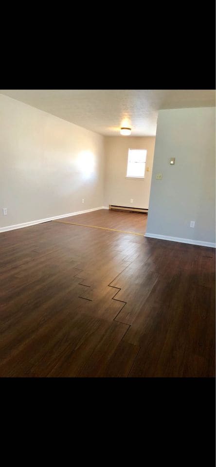 Building Photo - 210 Elm St