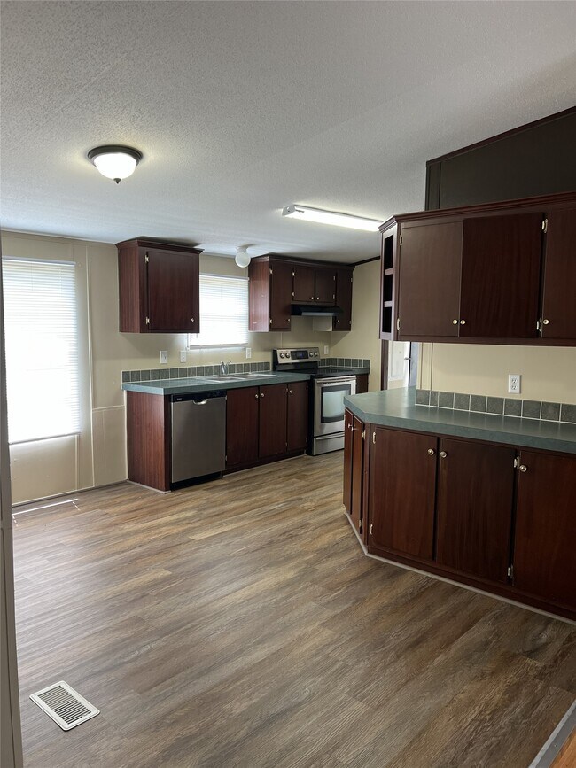 Building Photo - 16524 Spring Rain Ct