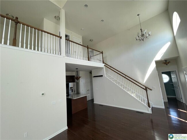 Building Photo - 1350 Caspian St