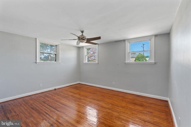 Building Photo - 9967 Verree Rd