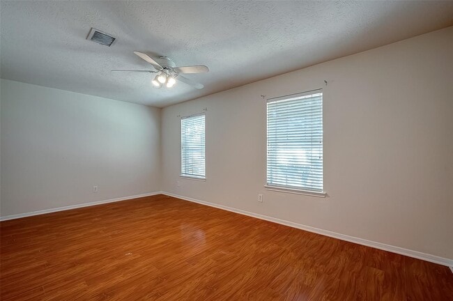 Building Photo - 2907 Little Branch Ct