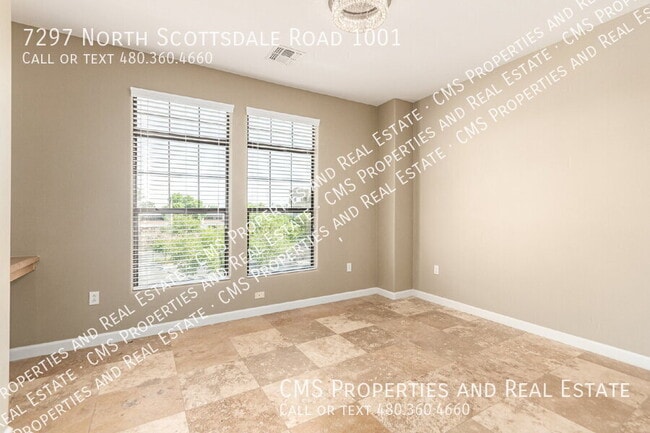 Building Photo - 7297 N Scottsdale Rd