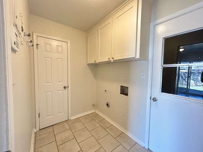 Building Photo - For Lease | Midtown Tulsa - Duplex | Avail...