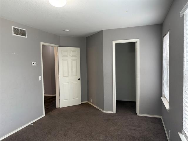 Building Photo - 9011 King Ranch Dr