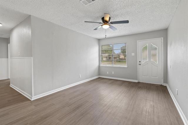 Building Photo - 3847 Castle Hills Dr