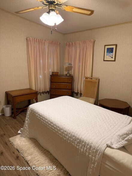 Building Photo - 706 Hyacinth Cir