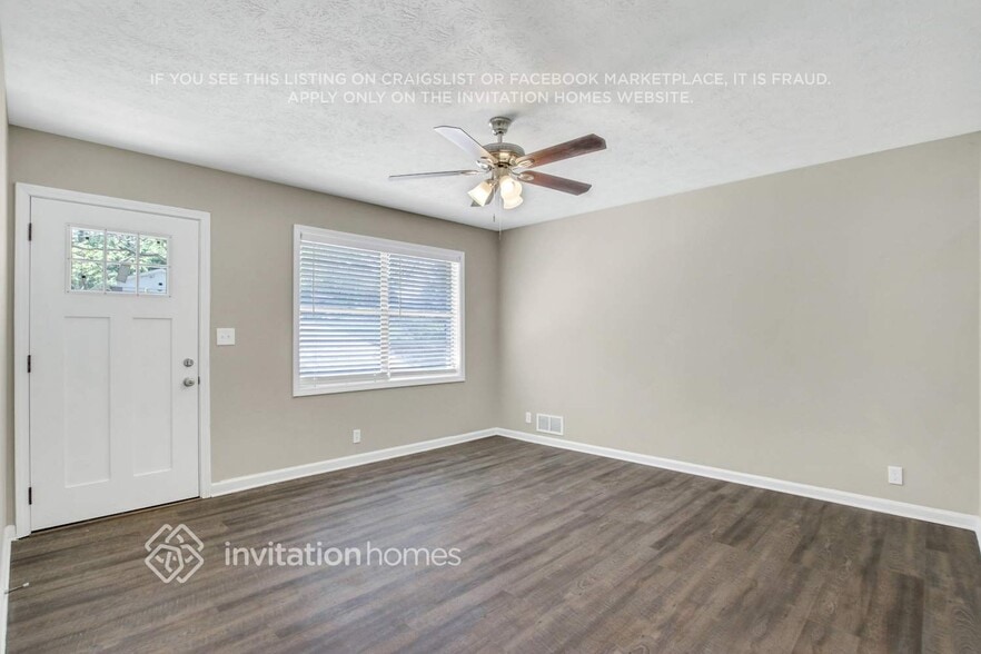 Building Photo - 4380 Colony E Dr