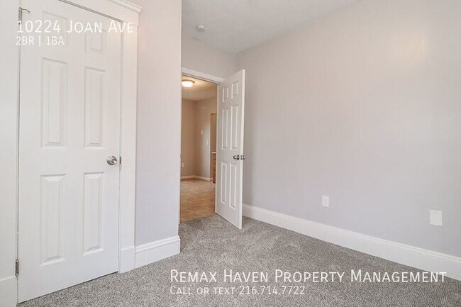 Building Photo - 10224 Joan Ave UP, Cleveland - Spacious 2 ...