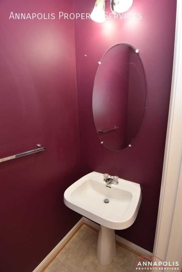 Building Photo - 2530 Running Wolf Trl