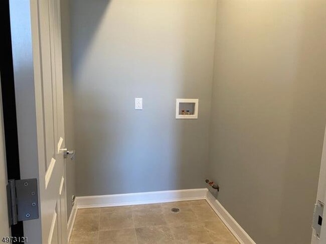 Building Photo - 211 South St