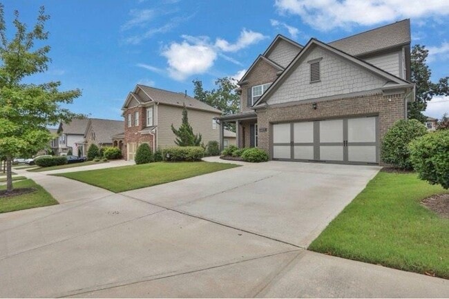 Building Photo - 6651 Rivergreen Rd