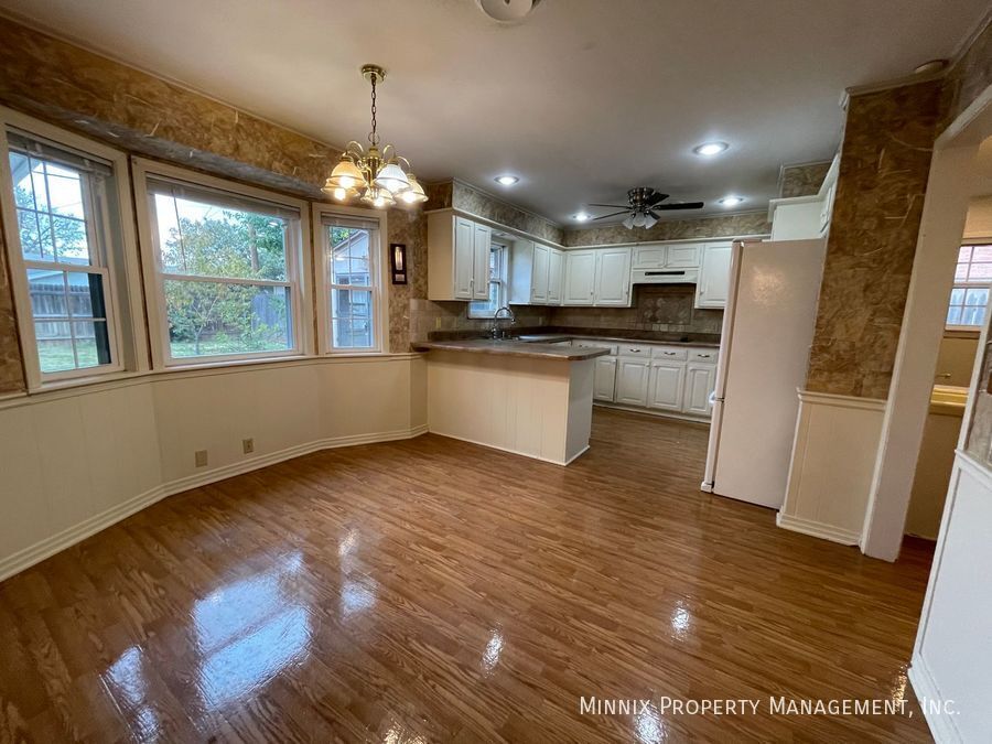 Building Photo - 6712 Gainsborough Rd