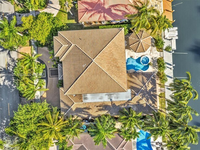 Building Photo - 922 Washington St