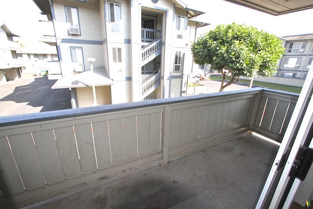 Building Photo - 91-243-243 Hanapouli Cir
