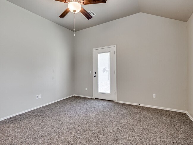 Building Photo - 8921 SW 55th St
