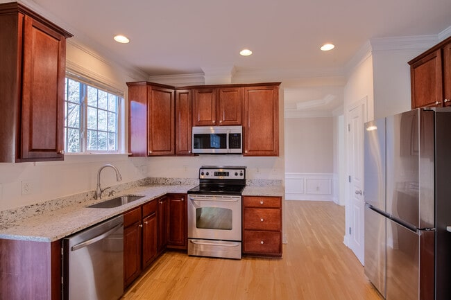 Building Photo - 5713 Catskill Ct