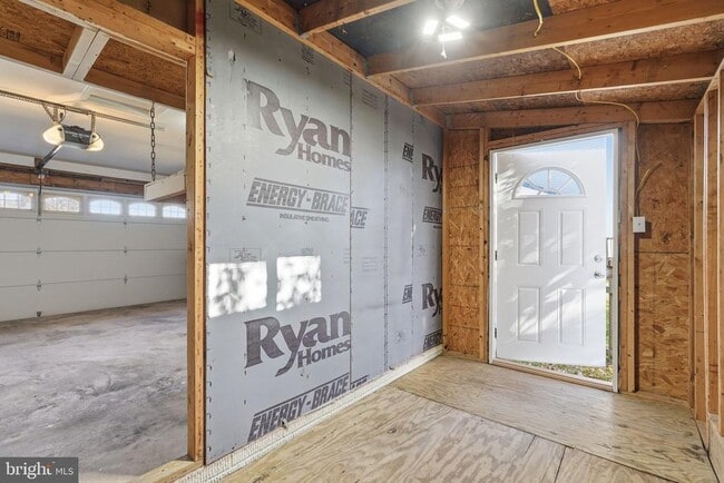 Building Photo - 20721 Sweetair Ct