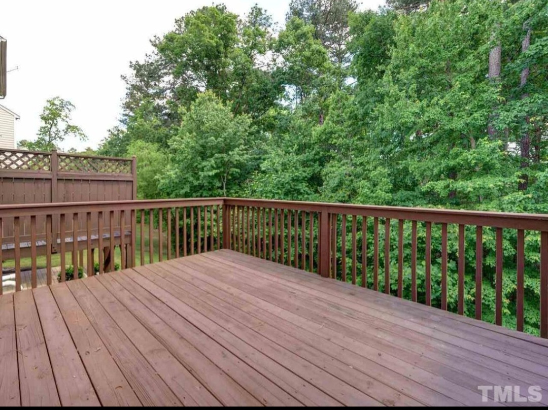 Building Photo - Room in Townhome on Macedonia Lake Dr