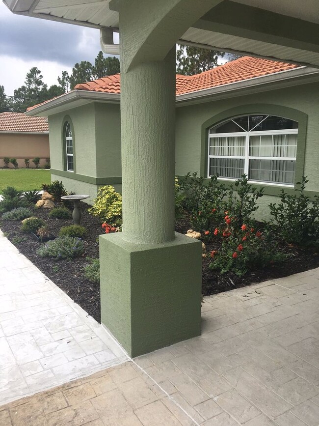 Building Photo - Beautiful 3 /2 Home with HUGE Lanai!