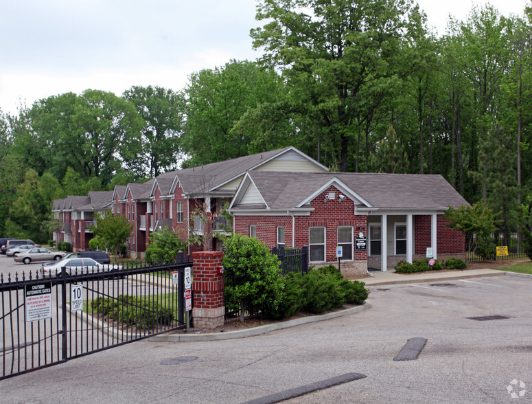 Primary Photo - Weaver Fields Apartments