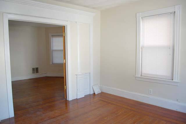 Building Photo - 65 Carrington Ave