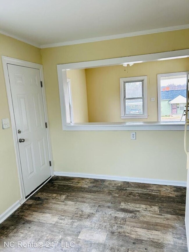 Building Photo - 2 br, 1 bath House - 1302 Cypress Street