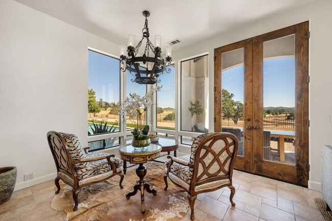 Building Photo - AVAILABLE NOW - Furnished Luxury Wine Coun...