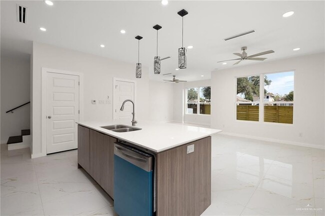 Building Photo - 17 Bicentennial Blvd