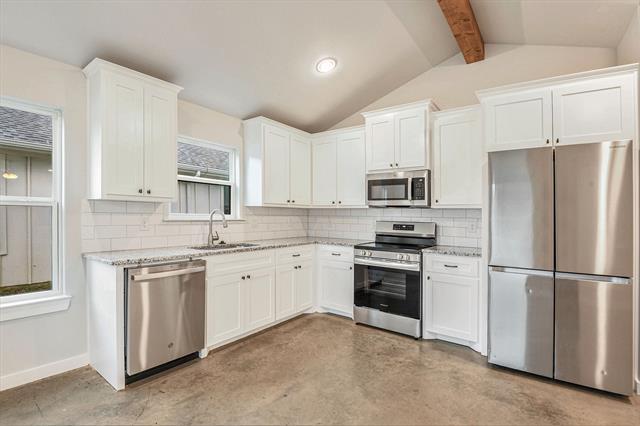 Building Photo - 2223 Comet Trail