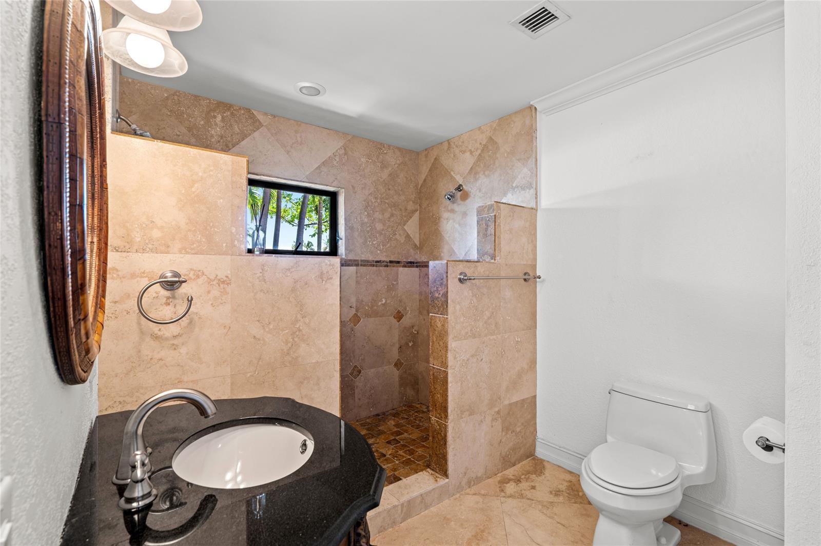 Building Photo - 515 Lido Dr