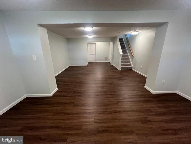 Building Photo - 2579 Blue Water Blvd