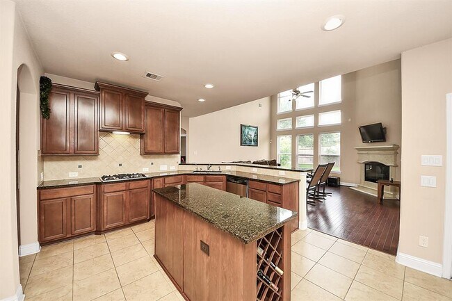 Building Photo - 22719 Shieldhall Ln