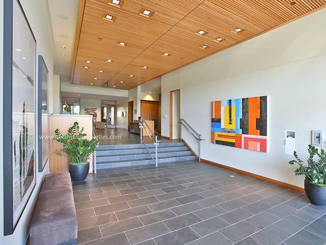 Building Photo - South Waterfront Atwater Perfection