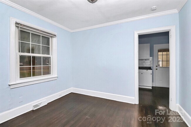 Building Photo - 2504 Morton St