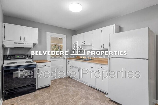 Building Photo - 504 Rosebriar Ct