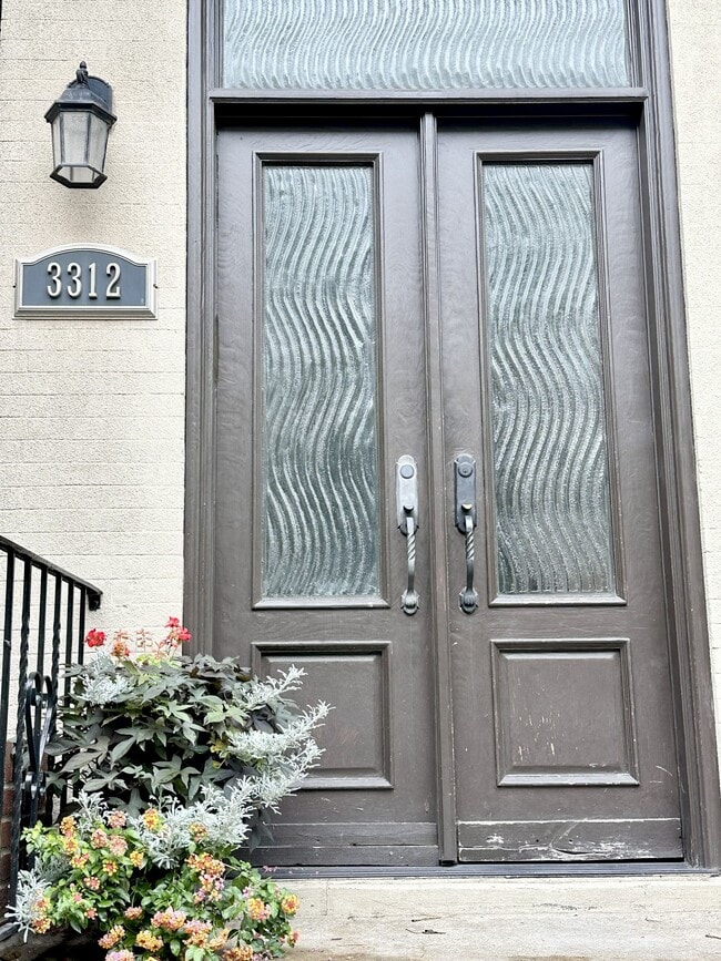 Building Photo - 33-12 28th St