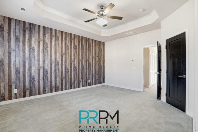 Building Photo - 49 Itasca Dr