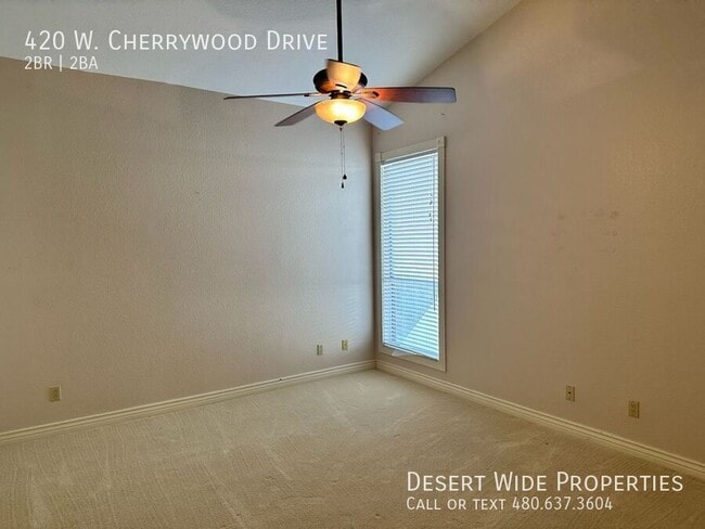 Building Photo - 420 W Cherrywood Dr