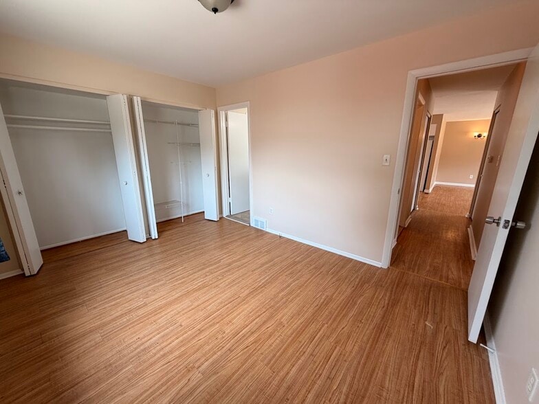 Building Photo - 29594 Maplewood St