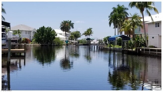 Building Photo - 2579 Third St