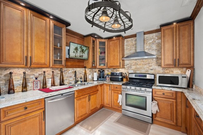 Building Photo - BEAUTIFUL HOME IN NORTH PB