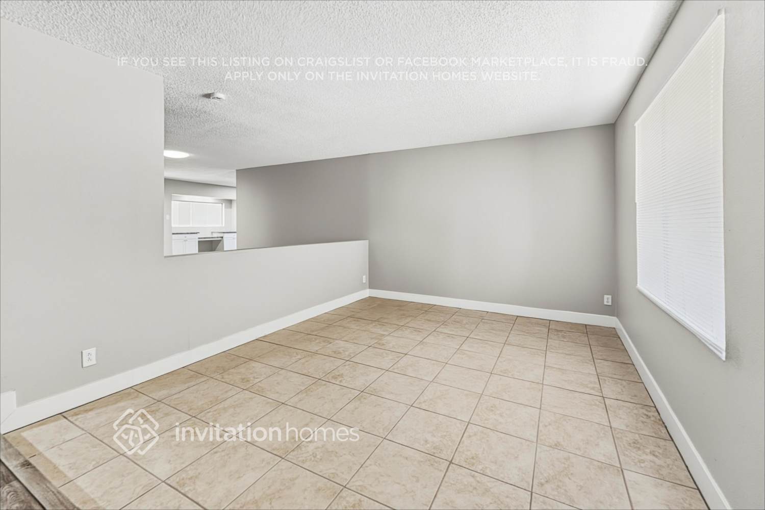 Building Photo - 11219 N 41st Ave
